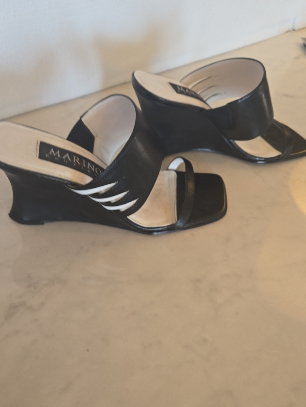 EUC Marino Boutiqe Black Leather Wedge Slide